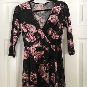 CHARLOTTE RUSSE SKATER MINI DRESS
